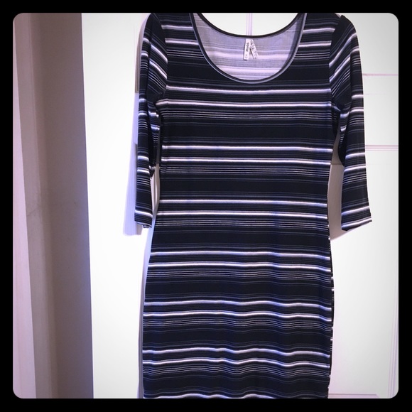 Soft And Super Flattering Striped Knit Dress!! - Picture 1 of 4